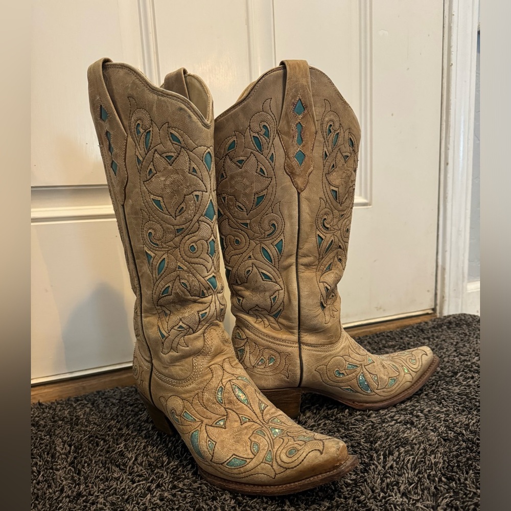 Women’s Corral Western boot size 8.5M